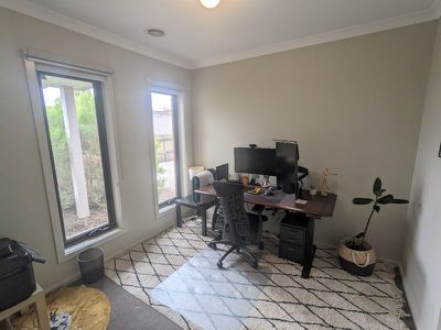 2 / 12 Castle Court, Bell Park