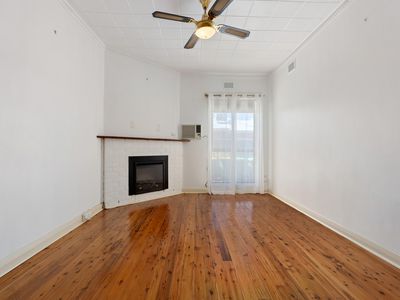 373 STEPHEN STREET, North Albury