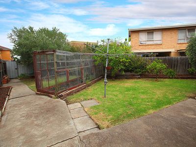 9 Berthandra Court, West Footscray
