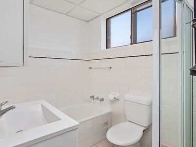 3 / 9-11 Peterborough Avenue, Lake Illawarra