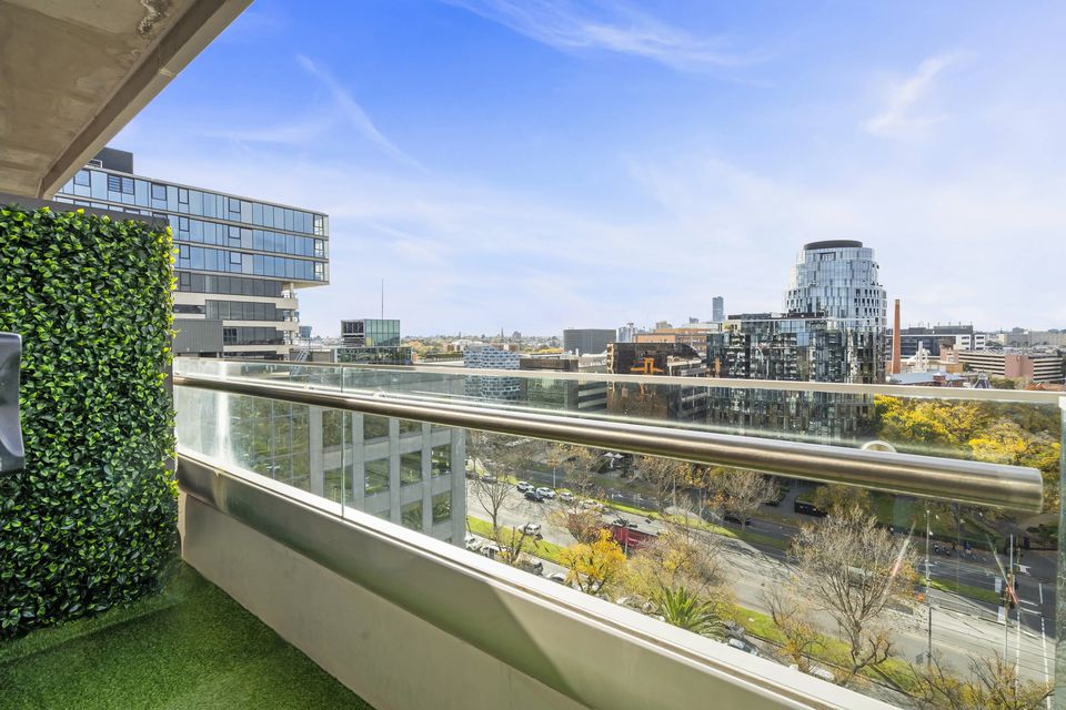 1324 / 572 St Kilda Road, Melbourne