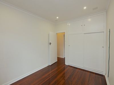 8 Shearn Crescent, Doubleview