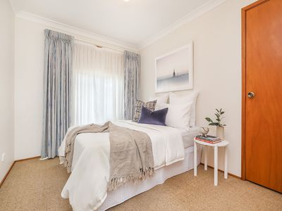 13 Derribong Drive, Cordeaux Heights