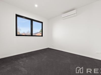 2 Shan Place, Hampton Park