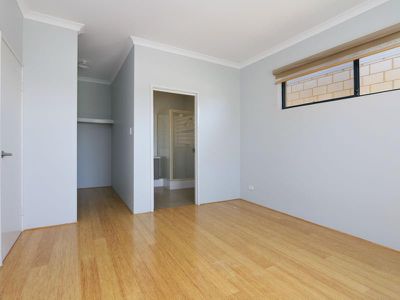 12 Graduate Way, Coolbellup