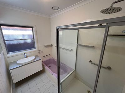 42 Hamilton Street, Shepparton