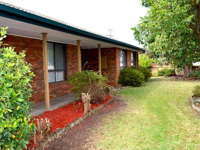 35 Batman Avenue, Shepparton