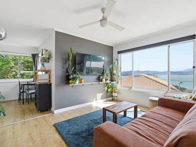 2 / 3 Vancouver Link, Midway Point