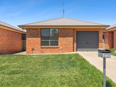2 / 2 Holborow Street, Crookwell