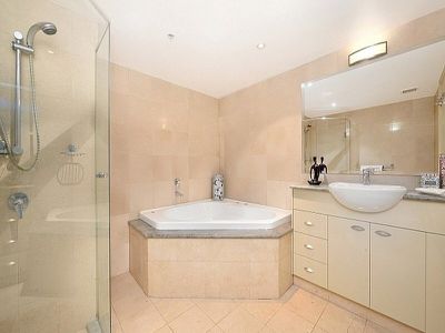 544 / 6 Cowper Wharf Road, Woolloomooloo