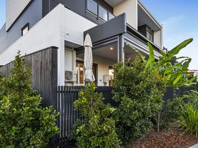48 Delta Circuit, Hope Island