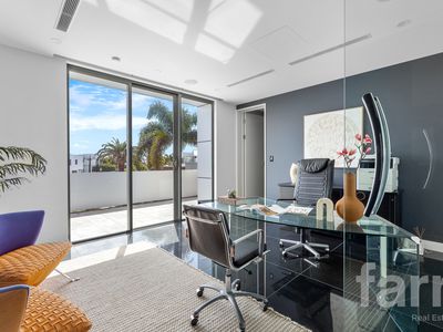46-48 Royal Albert Crescent, Sovereign Islands