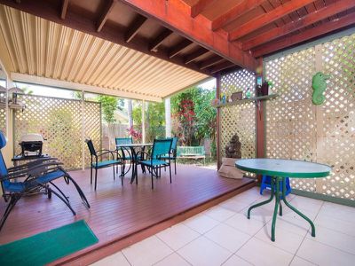 2 / 48 rajah rd, Ocean Shores