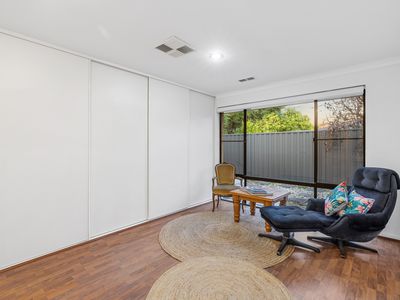 10 Emander Drive, Dianella