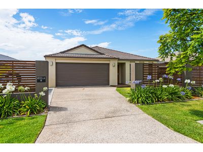 6 Orara St, Pacific Pines