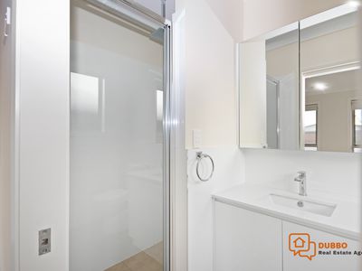 14 Briny Court, Dubbo