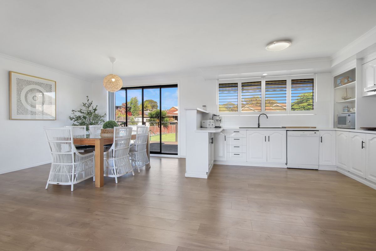 14 Emma Close, Dalmeny