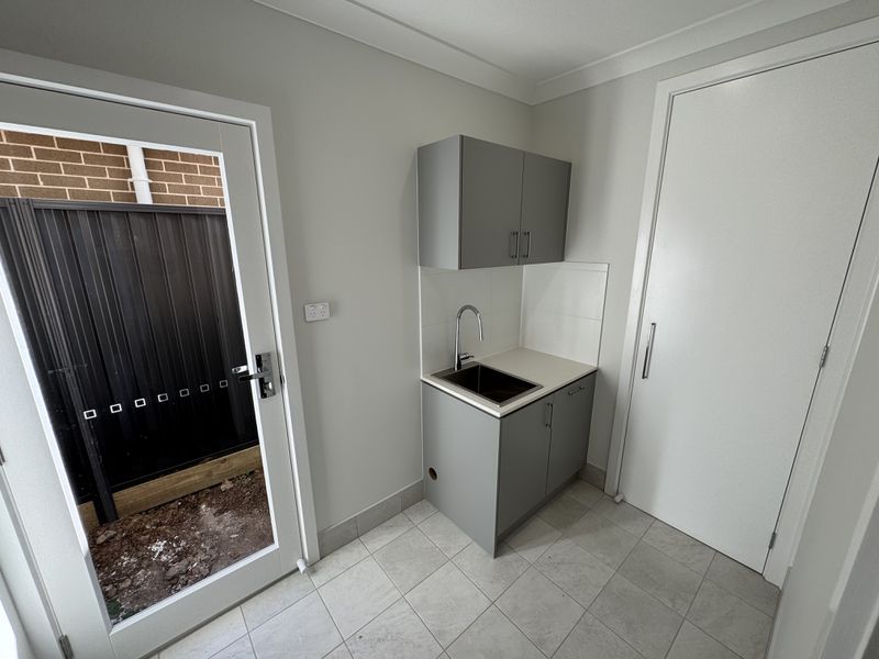 63 Fuzzweed Road, Leppington