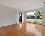 33 Rosedale Crescent, Dallas