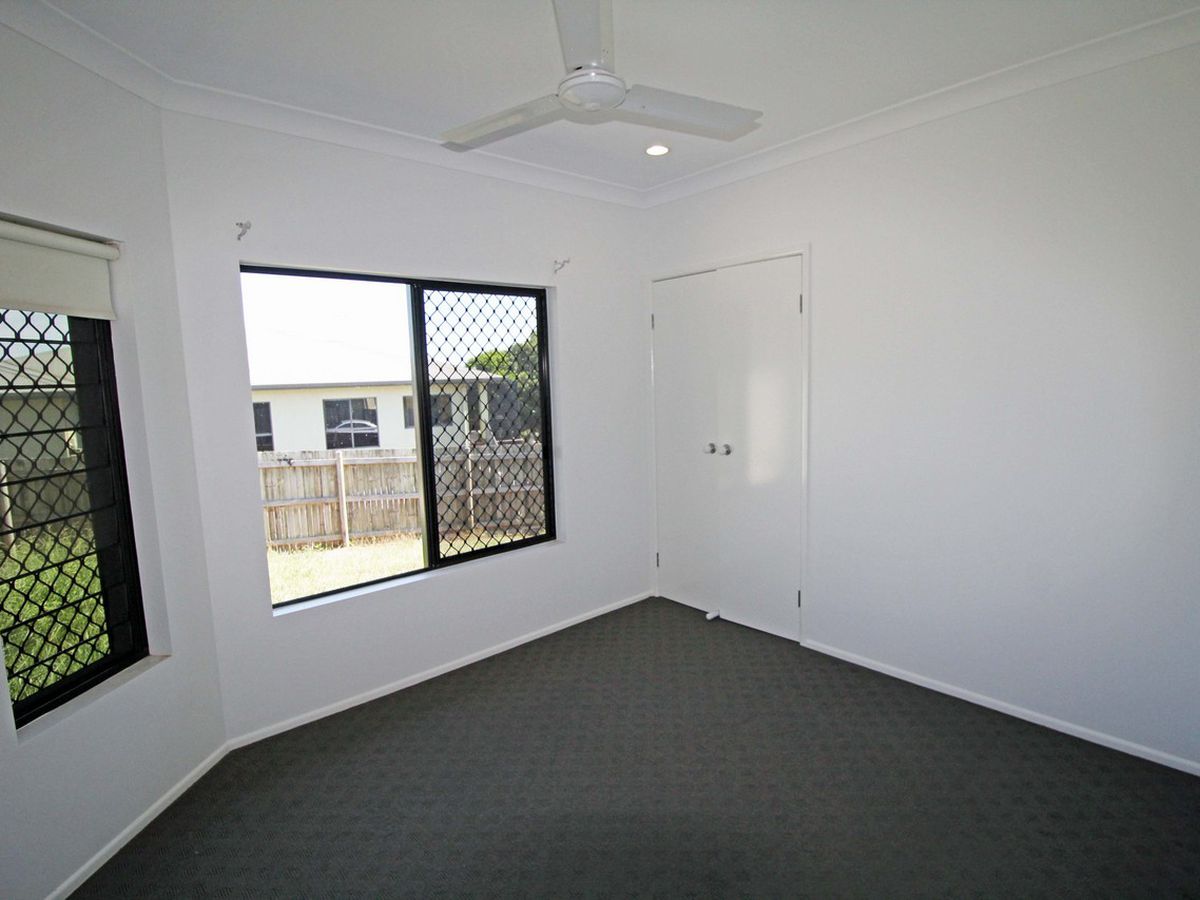 40 STORER STREET, Atherton