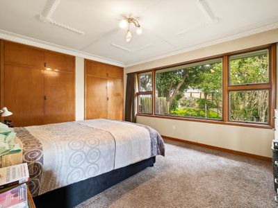 15 Middleton Road, Kew