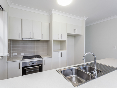 2/100 Brickworks Road, Kallangur