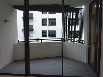 7402 / 2 Cullen Close, Forest Lodge