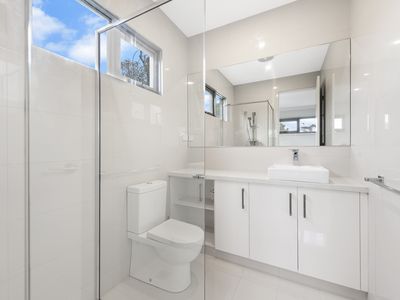 1652 Dandenong Road, Oakleigh East