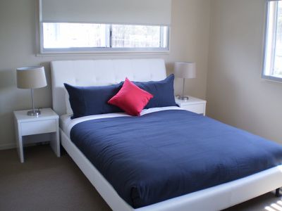 12 / 1 Collins Lane, Kin Kora