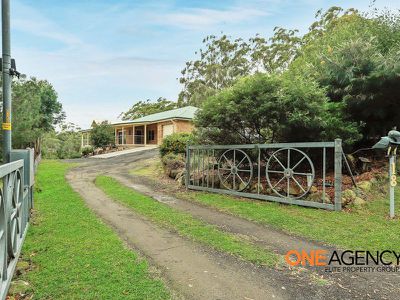 18 McArthur Drive, Falls Creek