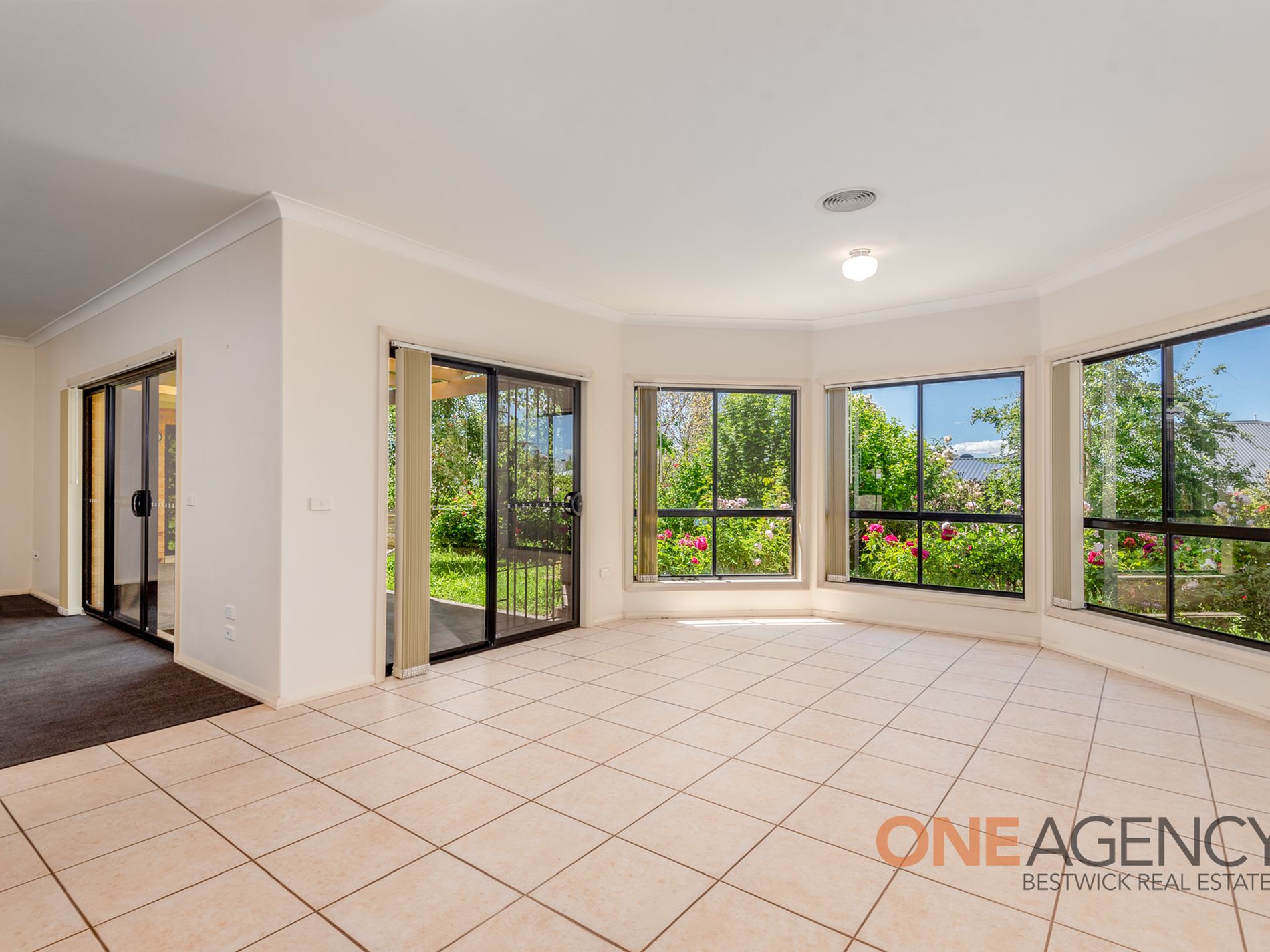 18 Darwin Drive, Llanarth