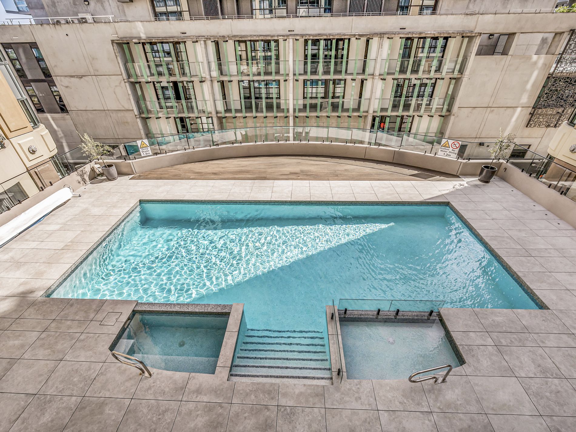 821 / 74 Northbourne Avenue, Braddon