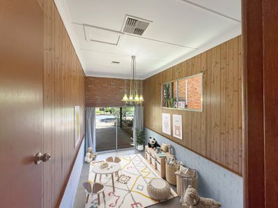 8 Brigalow Avenue, Dubbo