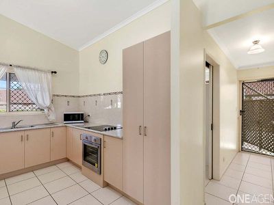 1 / 77-81 Freshwater Street, Torquay