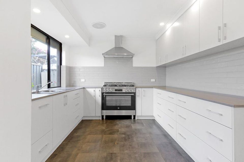 27 Clovelly Way, Warnbro