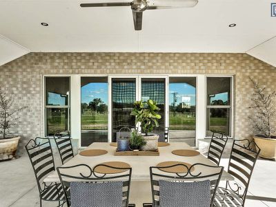 39 Claremont Place, Table Top