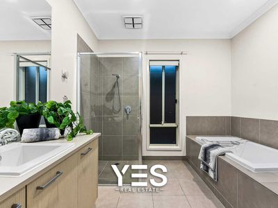 18 Capstone Street, Clyde