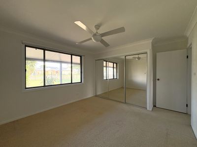 51 Clemenceau Crescent, Tanilba Bay