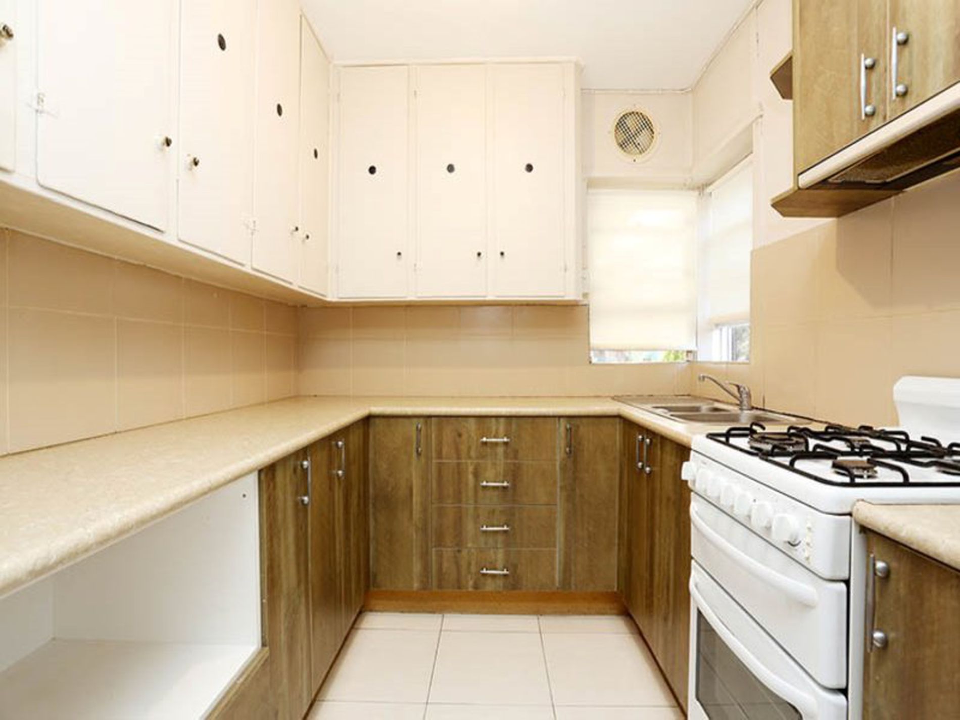 9 Oxford Avenue, Bankstown