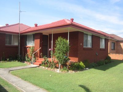 1 / 19 Sassafras Avenue, Windang