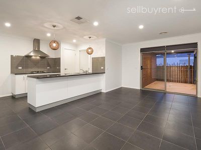 2 VICTORIA CROSS PARADE, Wodonga