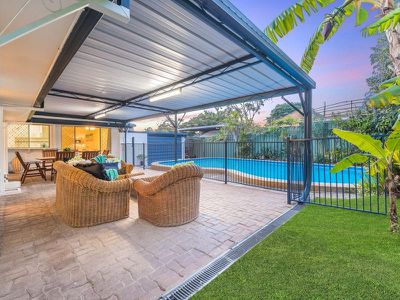 39 Narelle Crescent, Rochedale South
