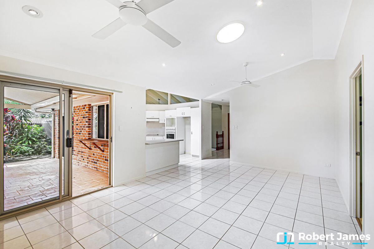60 Hooper Crescent, Tewantin