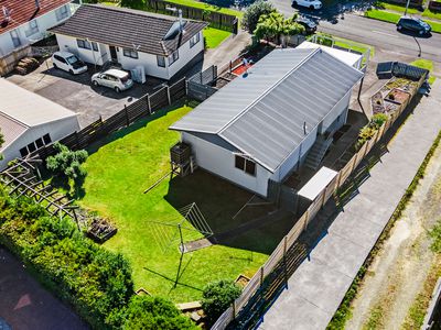 12 Bahari Drive, Ranui