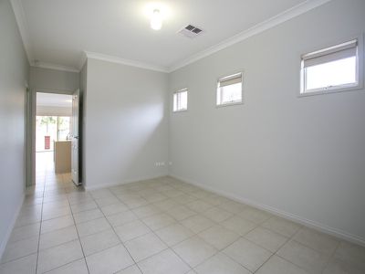 77 Boyle Street, Prospect