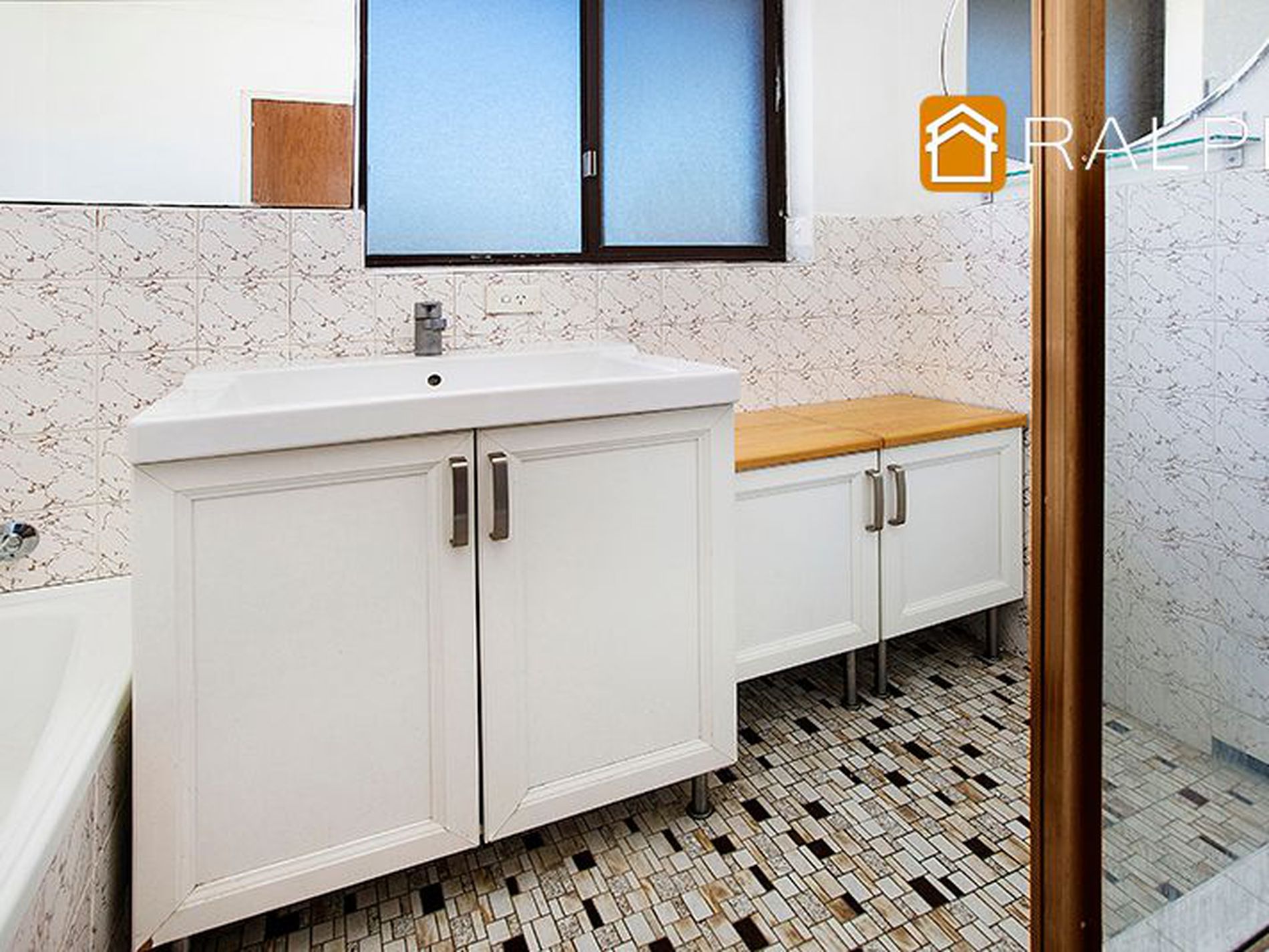 9 / 34-38 Shadforth Street, Wiley Park