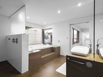 43 The Esplanade, Mount Pleasant