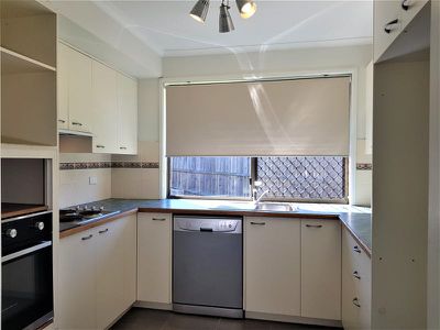4 Pyeworth Place, Rochedale South