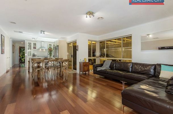 51 Willmott Drive, Craigieburn