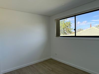 96 Earl Street, Canley Heights
